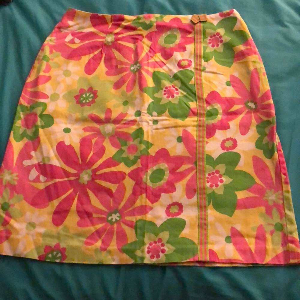 Pretty flower skirt size 8 💝